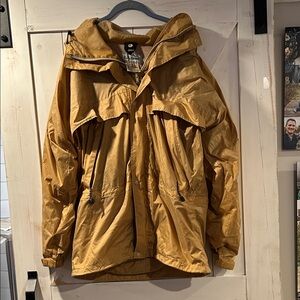L.L. Bean Vintage Yellow Men's Utility Rain Outdoor Jacket Size Regular